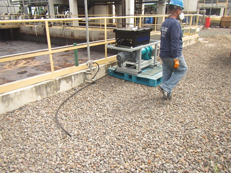 Crust lance electric driven transfer pump