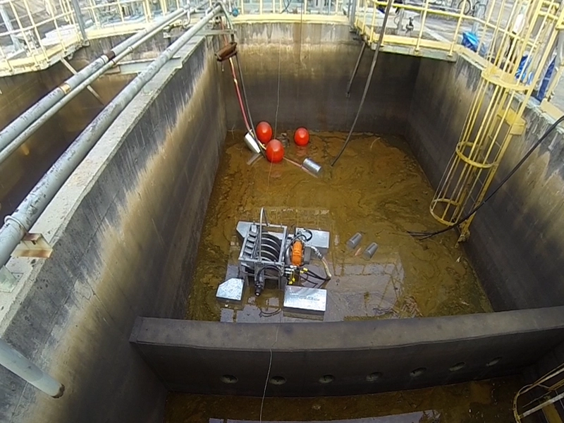 Midi Disc Skimmer in operation